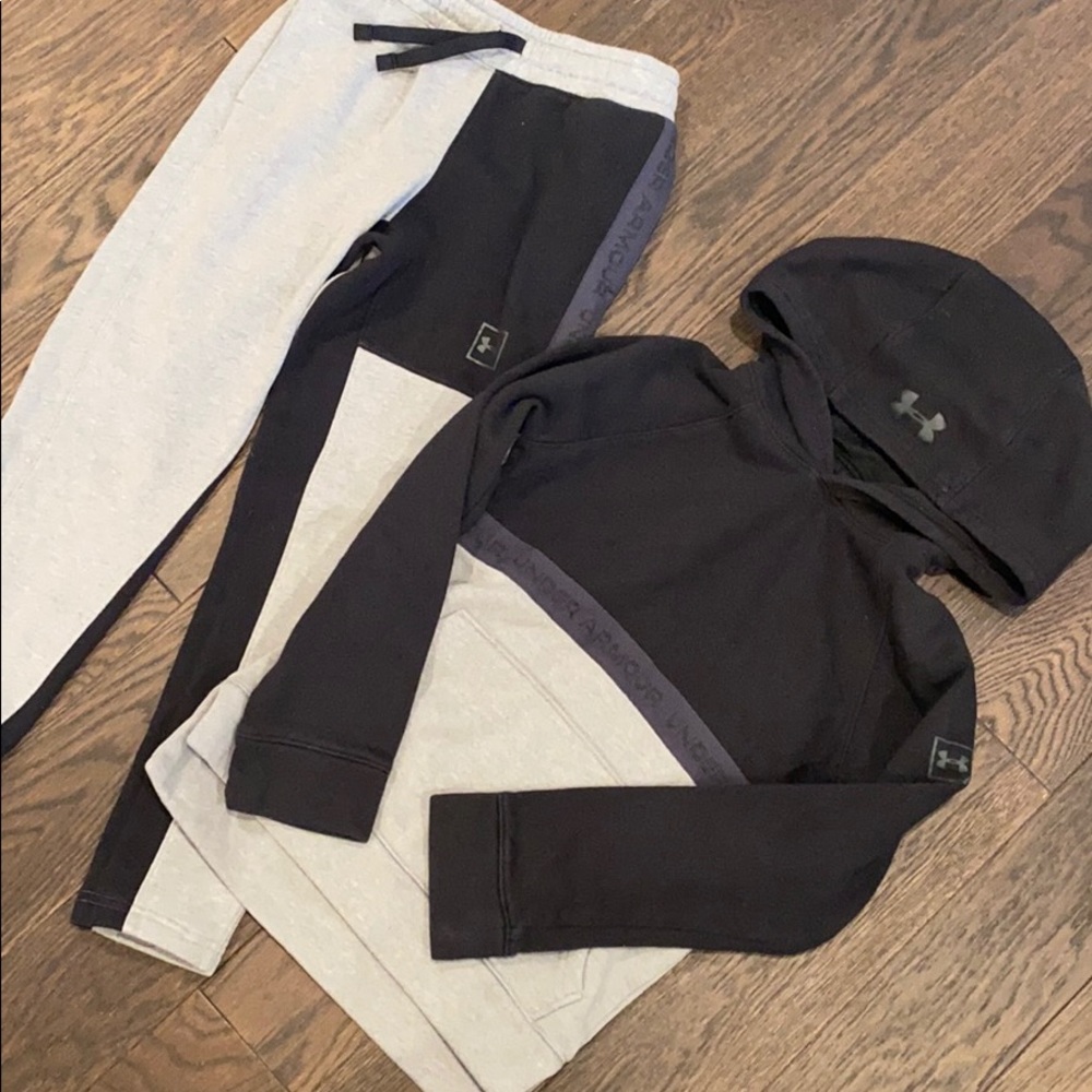 Boys Under Armour set